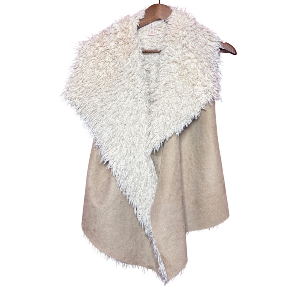 Xhilaration Faux Suede Vest Women XS/S Tan Excellent Shaggy Faux Fur Trim